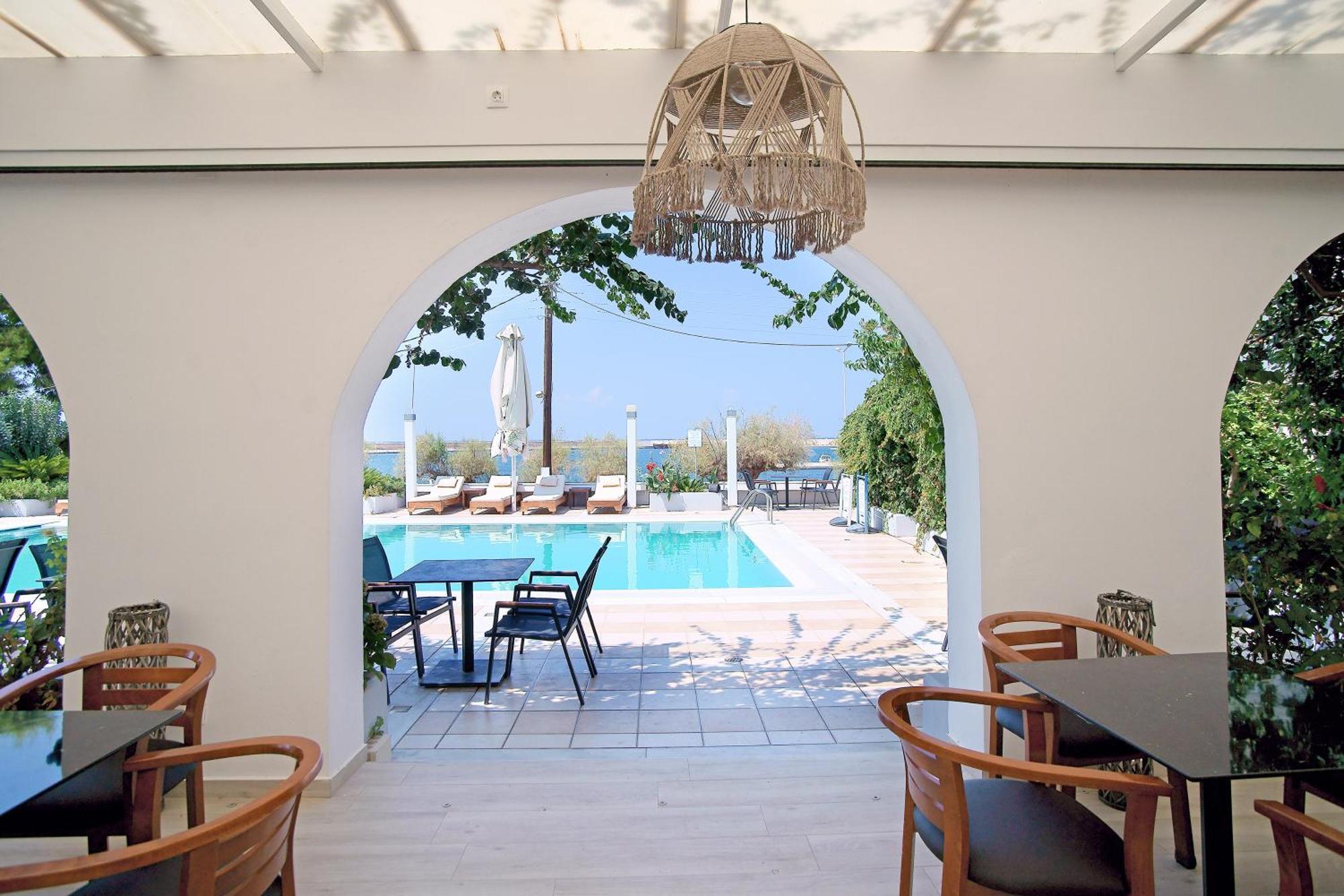 Kyparissia Beach Hotel Εξωτερικό φωτογραφία